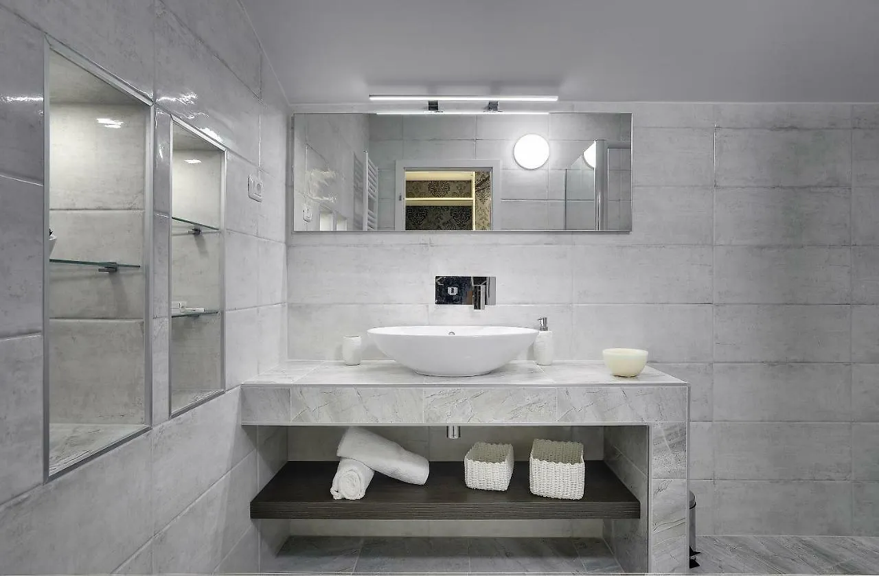Gallery Apartment Pula Croatia